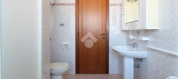 2 Schlafzimmer Wohnung in Roseto degli Abruzzi, Italy, Nr. 371375 18