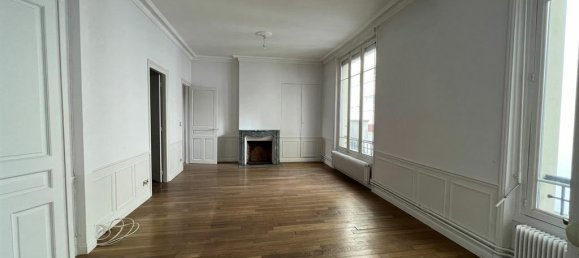3 bedrooms Apartment in Reims, France No. 265259 6