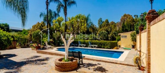 10 bedrooms House in La Quinta, Spain No. 37652 27