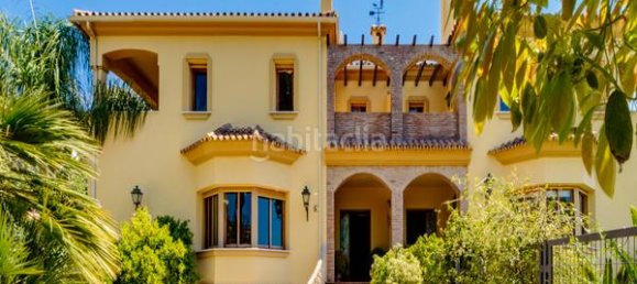 10 bedrooms House in La Quinta, Spain No. 37652 22