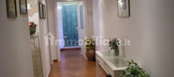 3 bedrooms Apartment in Rome, Italy No. 238923 2