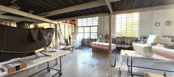 1-salle Propriété commerciale à Carugate, Italy No. 173223 17