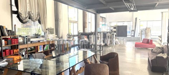 1-salle Propriété commerciale à Carugate, Italy No. 173223 16