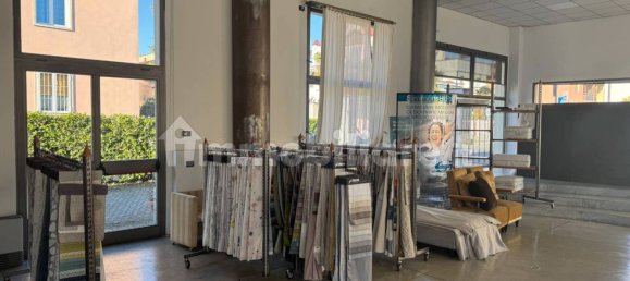 1-salle Propriété commerciale à Carugate, Italy No. 173223 9