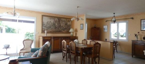 3 Schlafzimmer Haus in Deux-Sevres, France, Nr. 315424 4