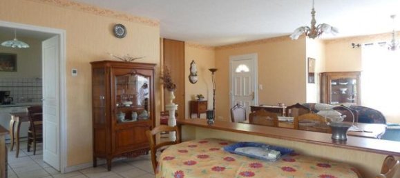 3 Schlafzimmer Haus in Deux-Sevres, France, Nr. 315424 8