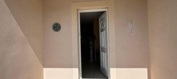 3 Schlafzimmer Haus in Deux-Sevres, France, Nr. 315424 2