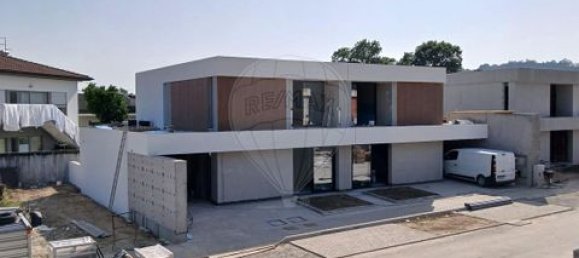 4 Schlafzimmer Villa in Turiz, Portugal, Nr. 266763 4