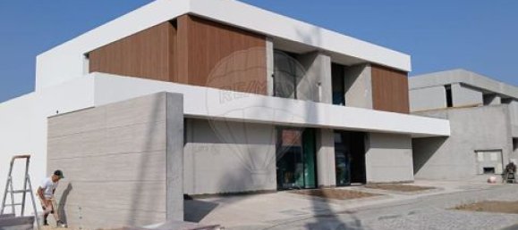 4 Schlafzimmer Villa in Turiz, Portugal, Nr. 266763 2