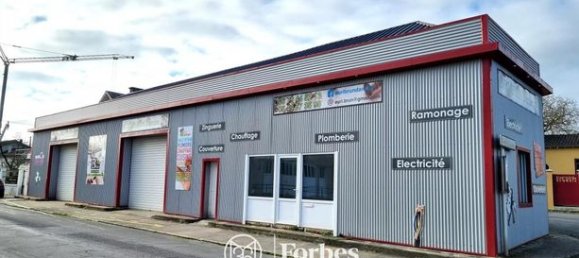 343m² Commercial property in Vienne, France No. 305939 2