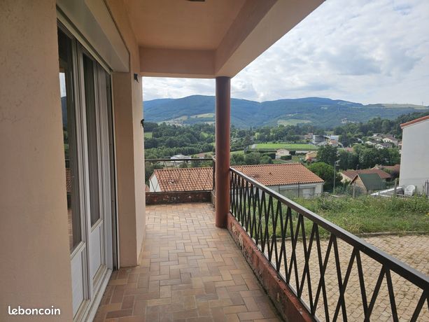 Casa de 3 dormitorios en Saint-Jean-Bonnefonds, France No. 307472