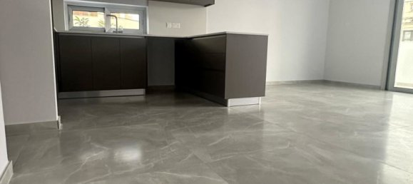 Квартира с 2 спальнями в Ларнака, Кипр № 25887 5