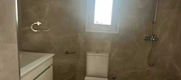 Квартира с 2 спальнями в Ларнака, Кипр № 25887 11