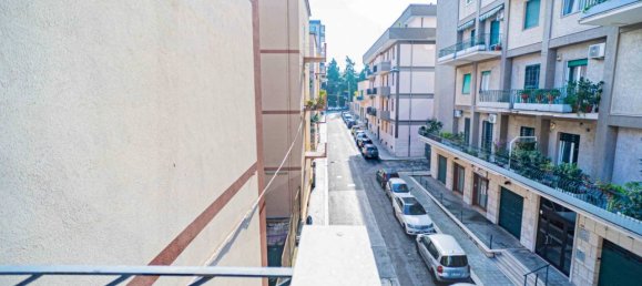 4 rooms Commercial property in Bari, Italy No. 23208 26