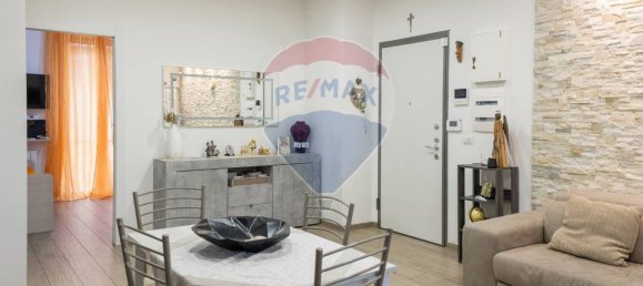 2 Schlafzimmer Wohnung in Lodi, Italy, Nr. 61973 8