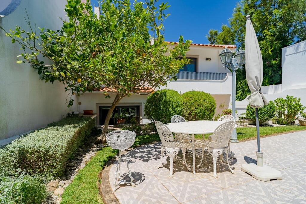 4 غرف نوم منزل في Oeiras, Portugal رقم 294025