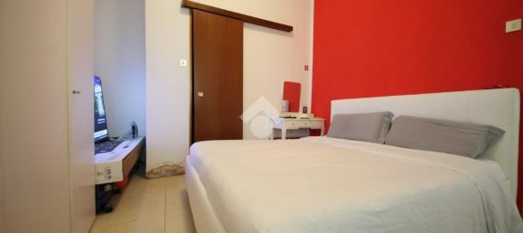 2-salle Appartement à Trieste, Italy No. 52348 6