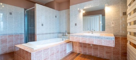 4 chambres Maison à Sainte-Maure-de-Touraine, France No. 300332 8