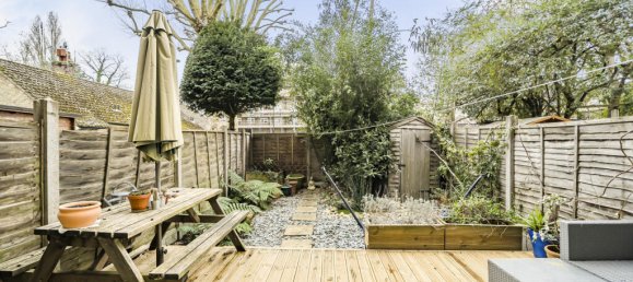 2 bedrooms Maisonette in London, United Kingdom No. 7585 12