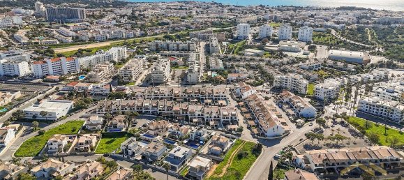 4 bedrooms Villa in Albufeira, Portugal No. 109217 6