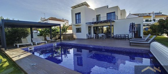 4 bedrooms Villa in Albufeira, Portugal No. 109217 7