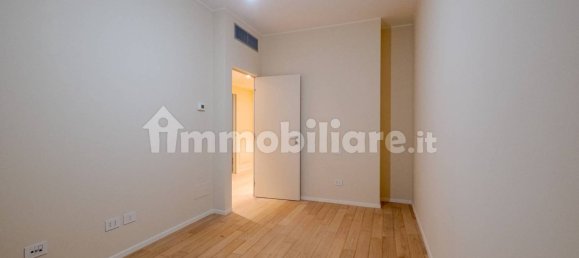 4 rooms Office in Milan, Italy No. 376632 20