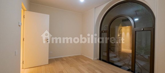 4 rooms Office in Milan, Italy No. 376632 25