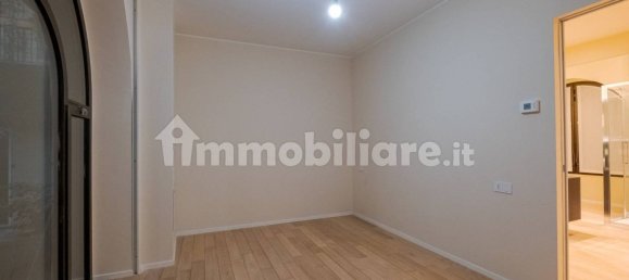 4 rooms Office in Milan, Italy No. 376632 23