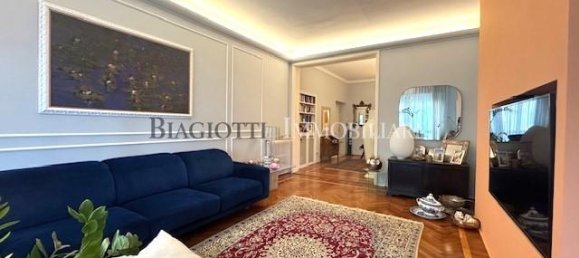 5 rooms Apartment in Livorno, Italy No. 26321 6