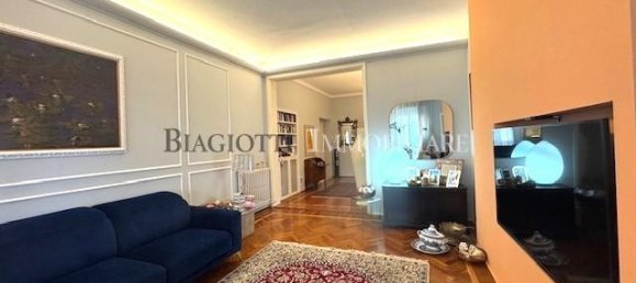 5 rooms Apartment in Livorno, Italy No. 26321 4