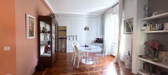 5 rooms Apartment in Livorno, Italy No. 26321 11