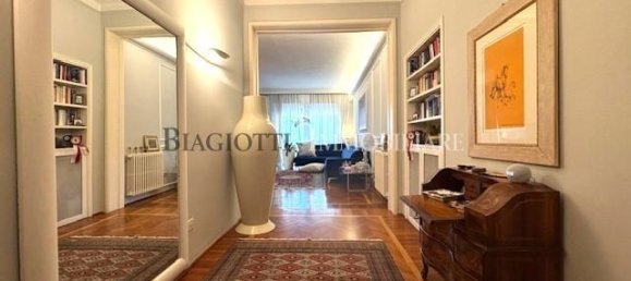 5 rooms Apartment in Livorno, Italy No. 26321 2