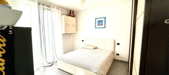 5-salle Maison à Sarzana, Italy No. 194103 8