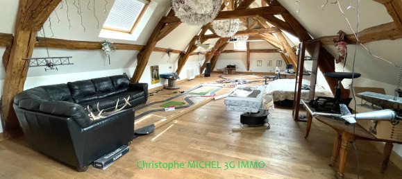 5 bedrooms House in Seine-et-Marne, France No. 207720 2