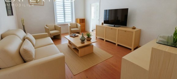 3 bedrooms Townhouse in Nogent-le-Roi, France No. 82478 2