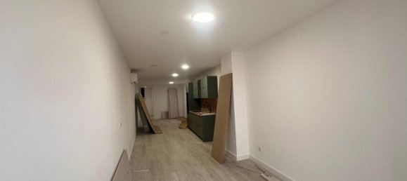 136m² Office in Valencia, Spain No. 89396 4