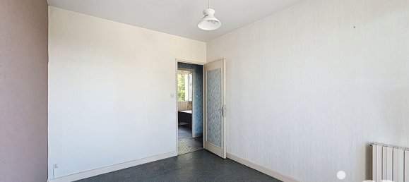 4 bedrooms House in Yzeure, France No. 322210 12