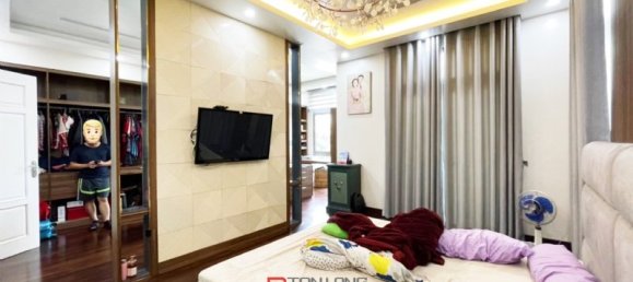 Villa T4 em Long Bien, Vietnam N.º 483 14