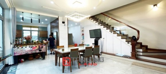 Villa T4 em Long Bien, Vietnam N.º 483 4