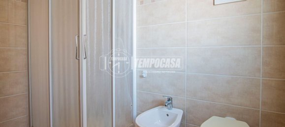 3 rooms Apartment in Chiavari, Italy No. 33278 9