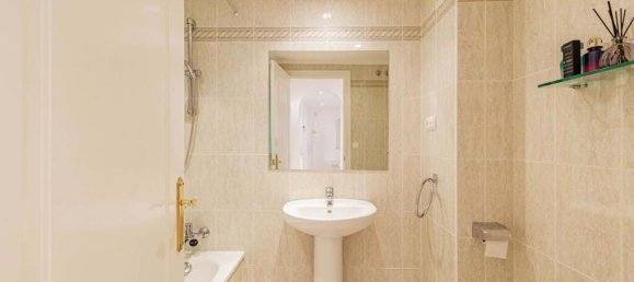 Apartamento T2 em Estepona, Spain N.º 41648 9