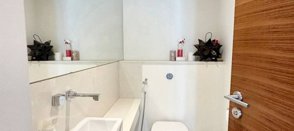 2 bedrooms Condo in Bangkok, Thailand No. 13597 8