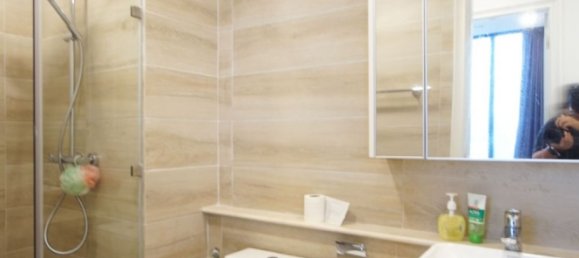 2 rooms Office in District 1, Vietnam No. 17976 30