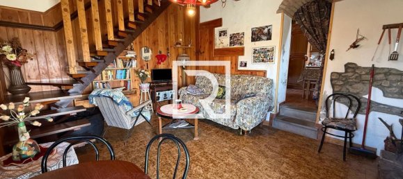 140m² Building in Meldola, Italy No. 97534 5