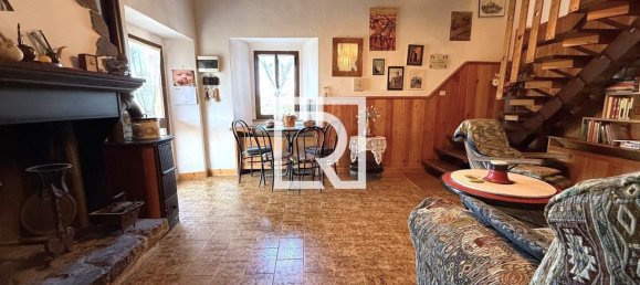 140m² Building in Meldola, Italy No. 97534 2