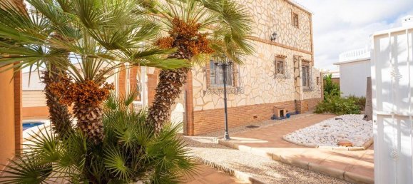4 dormitorios villa en venta en Alicante, Comunidad Valenciana, Spain № 365674 21