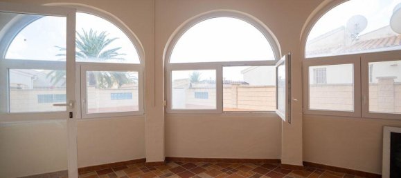 4 dormitorios villa en venta en Alicante, Comunidad Valenciana, Spain № 365674 15