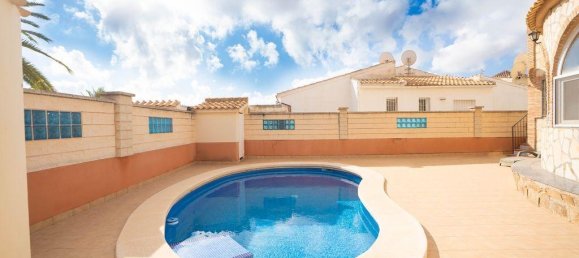 4 dormitorios villa en venta en Alicante, Comunidad Valenciana, Spain № 365674 20