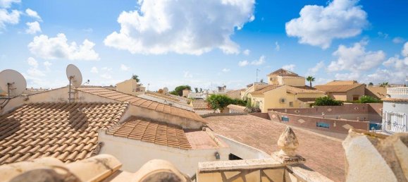 4 dormitorios villa en venta en Alicante, Comunidad Valenciana, Spain № 365674 8