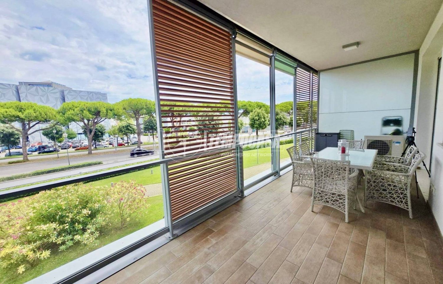 Apartamento de 2 dormitorios en Jesolo, Italy No. 305539